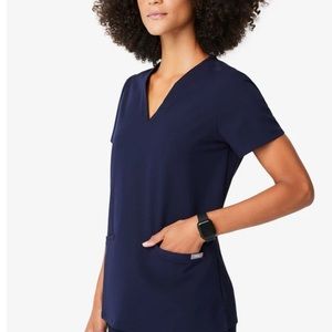 Navy blue Figs scrub set never worn